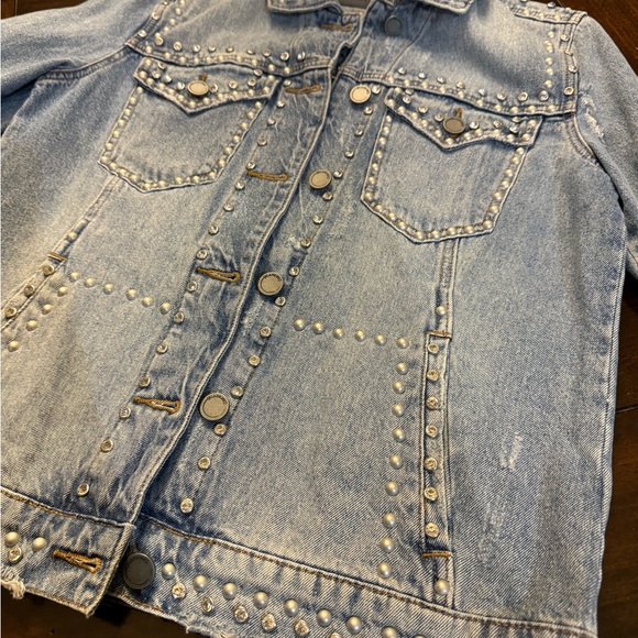 BlankNYC Distressed Denim Jacket - Picture 11 of 11
